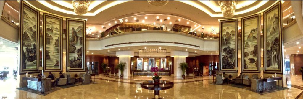 Shenyang Rayfont International Hotel エクステリア 写真
