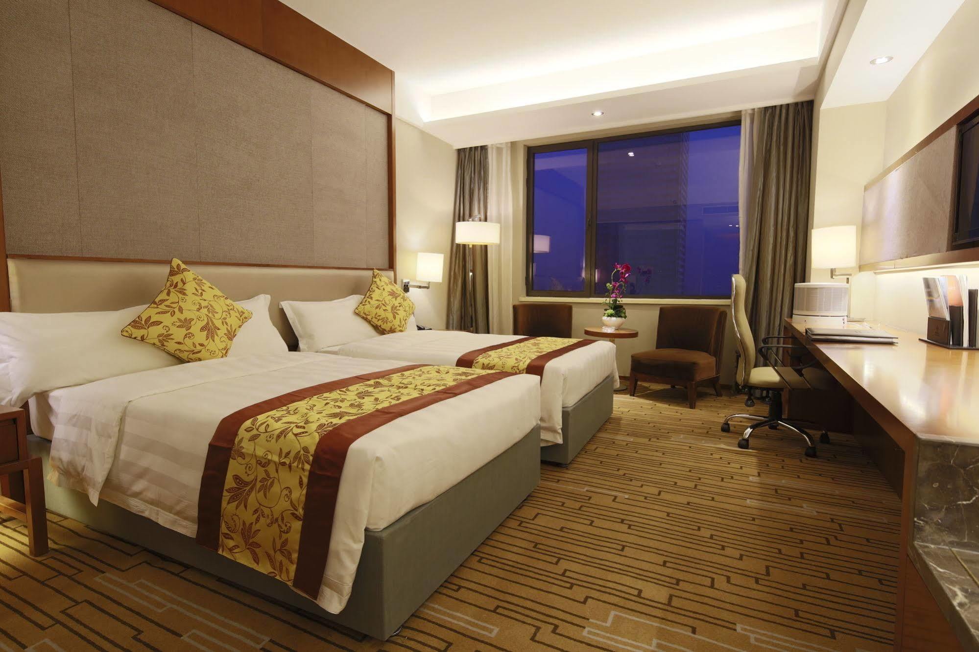 Shenyang Rayfont International Hotel エクステリア 写真