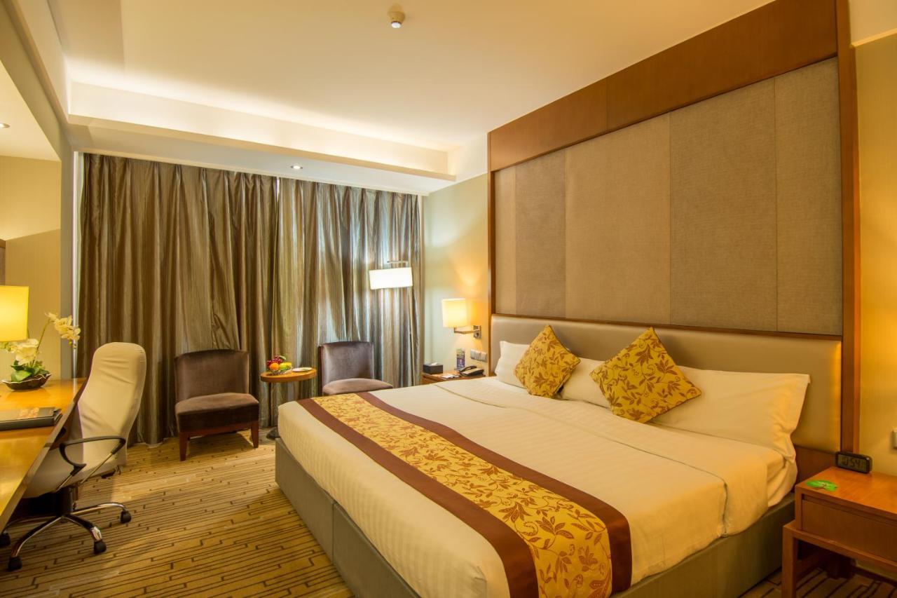 Shenyang Rayfont International Hotel エクステリア 写真